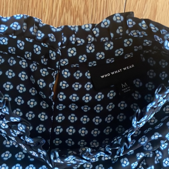 EUC Who What Wear Patterned Ruffle Shell Tank Top - Picture 5 of 10